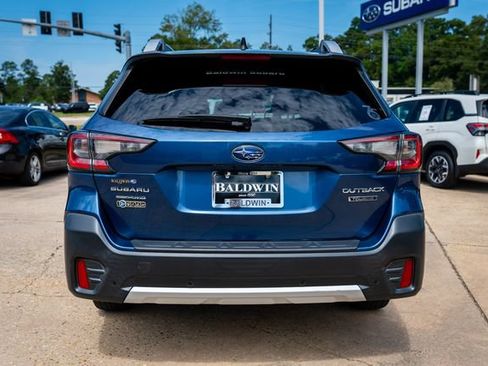 Used 2021 Subaru Outback Touring AWD/4WD image 5
