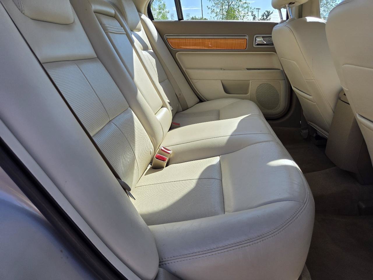 Used 2009 Lincoln MKZ FWD image 10