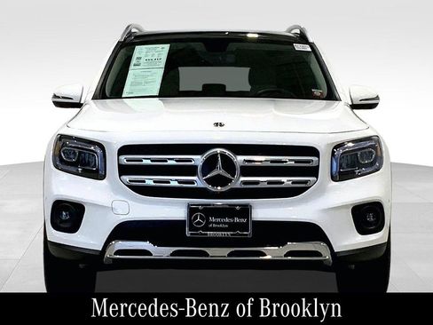 Used 2023 Mercedes-Benz GLB 250 4MATIC image 5
