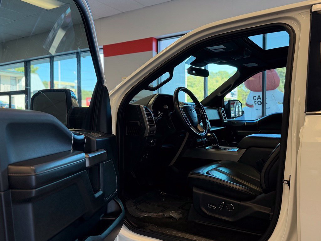 Used 2020 Ford F150 Platinum w/ Equipment Group 701A Luxury AWD/4WD image 8