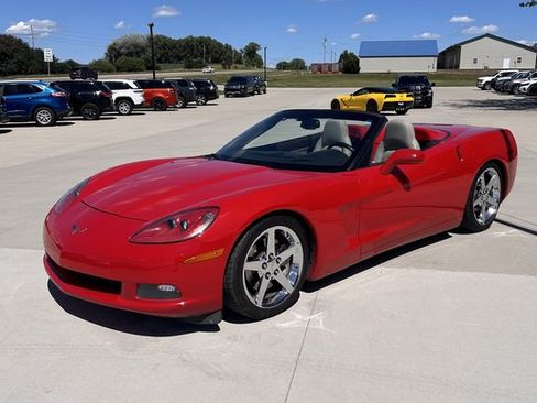 Used 2007 Chevrolet Corvette Convertible w/ Preferred Equipment Group RWD image 13