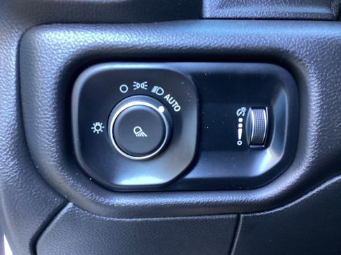 Used 2022 RAM 3500 Tradesman image 50