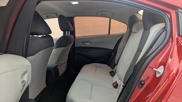 Used 2021 Toyota Corolla LE FWD image 12