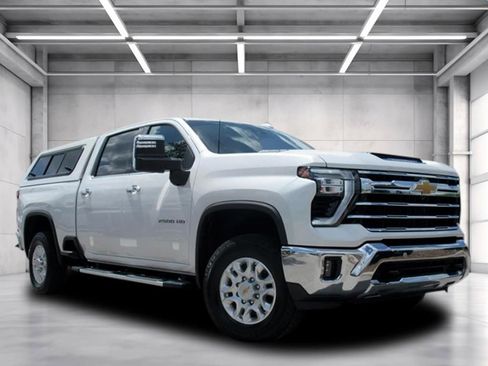 Used 2024 Chevrolet Silverado 2500 LTZ w/ LTZ Convenience Package image 1
