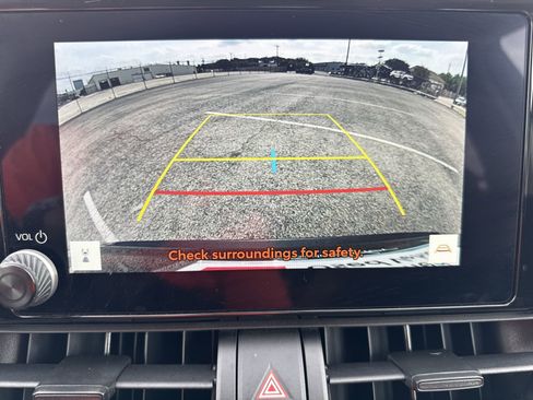 Certified 2025 Toyota RAV4 LE FWD image 23