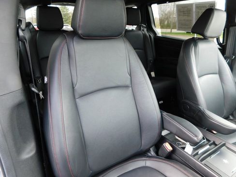 Used 2025 Honda Odyssey Sport-L image 21
