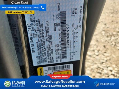 Used 2017 Ford Fusion SE w/ Fusion SE Technology Package FWD image 16