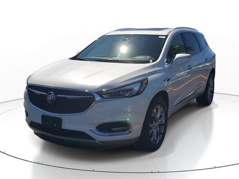 Used 2019 Buick Enclave Avenir w/ Avenir Technology Package AWD/4WD image 2