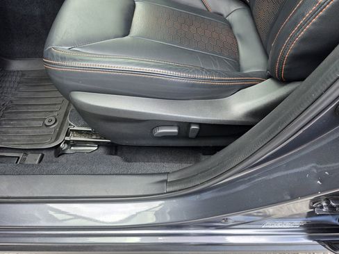 Certified 2023 Subaru Crosstrek 2.5i Limited w/ Moonroof Package image 18