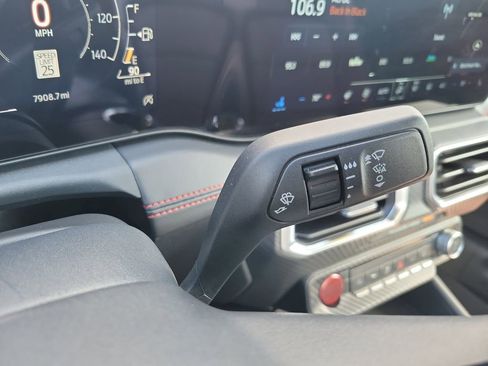 Used 2025 Ford Mustang Premium image 16