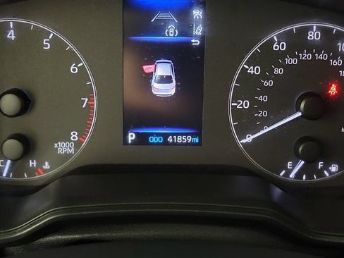 Used 2023 Toyota Corolla LE FWD image 2