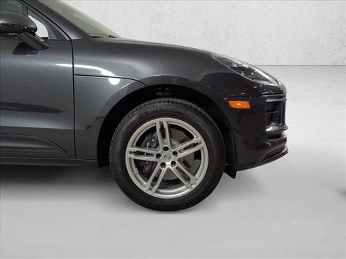 New 2026 Porsche Macan image 12