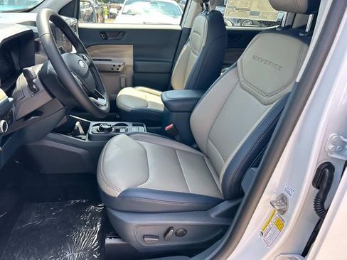 New 2025 Ford Maverick Lariat w/ 4K Tow Package image 24