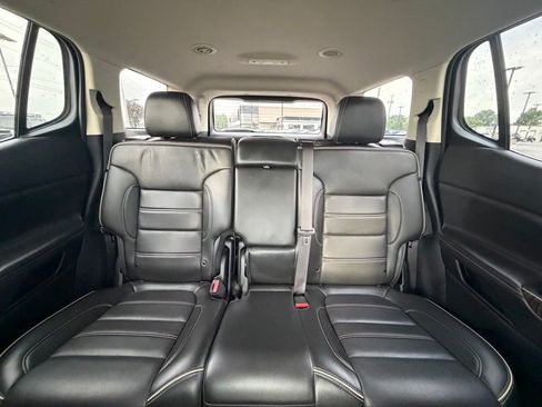 Used 2023 GMC Acadia Denali FWD image 25