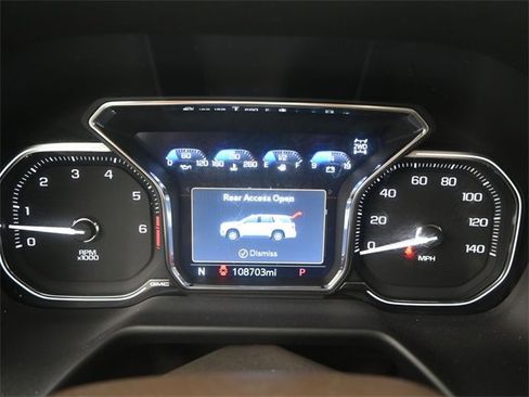 Used 2021 GMC Yukon SLE image 8