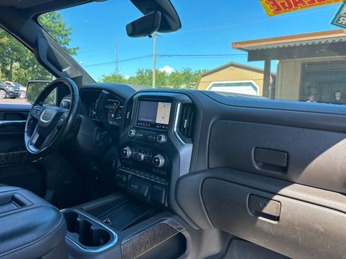 Used 2019 GMC Sierra 1500 Denali w/ Denali Ultimate Package image 18