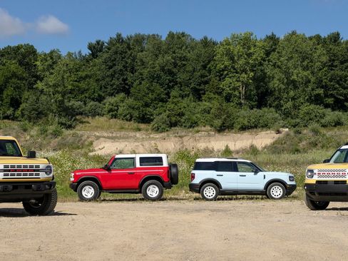 New 2025 Ford Ranger Lariat w/ FX4 Off-Road Package image 37