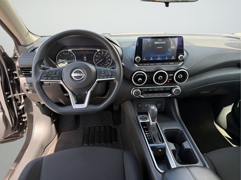Used 2025 Nissan Sentra SV FWD image 23