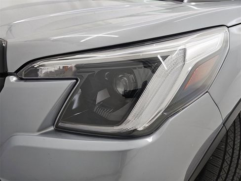 Used 2024 Subaru Forester Limited image 44