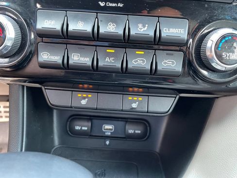 Used 2021 Kia Sportage S w/ S AWD Premium Package image 22