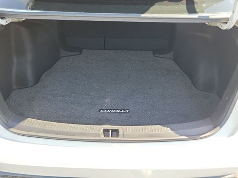 Used 2020 Toyota Corolla SE w/ Carpet Mat Package (TMS) FWD image 24