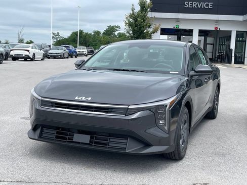 New 2026 Kia K4 FWD image 3