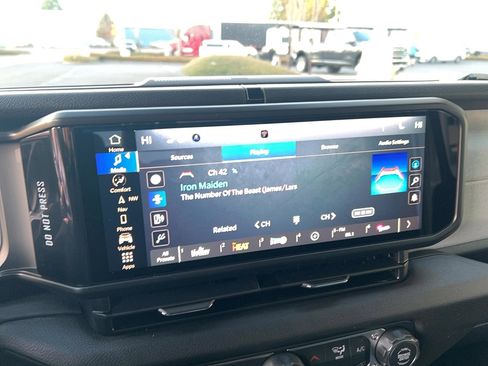 New 2026 Jeep Gladiator Sport AWD/4WD image 31