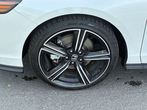 Certified 2023 Honda Accord Sport image 13