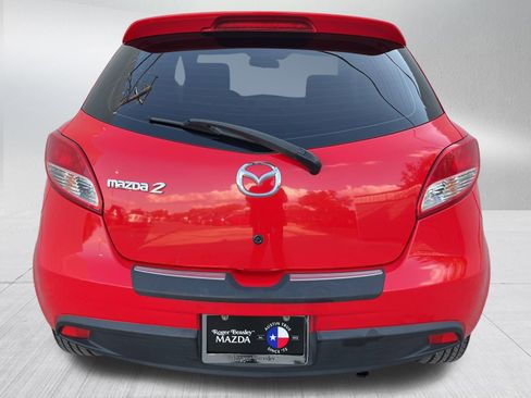 Used 2012 MAZDA MAZDA2 Touring FWD image 7