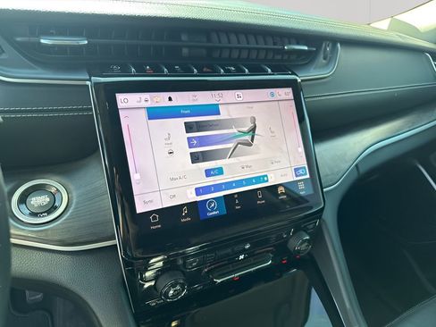 Used 2021 Jeep Grand Cherokee L Limited image 36