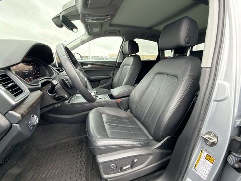 Used 2020 Audi Q5 2.0T Premium Plus w/ Premium Plus Package AWD/4WD image 13