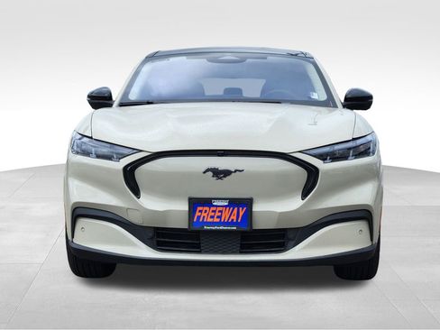 Used 2025 Ford Mustang Mach-E Premium AWD/4WD image 7
