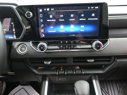 Used 2023 Chevrolet Colorado Trail Boss w/ LPO, Dark Essentials Package image 10