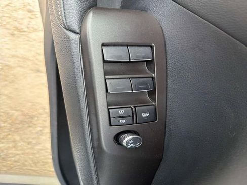 Used 2024 Toyota Camry XLE FWD image 22