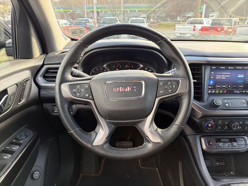 Used 2023 GMC Acadia AT4 w/ Preferred Package image 14