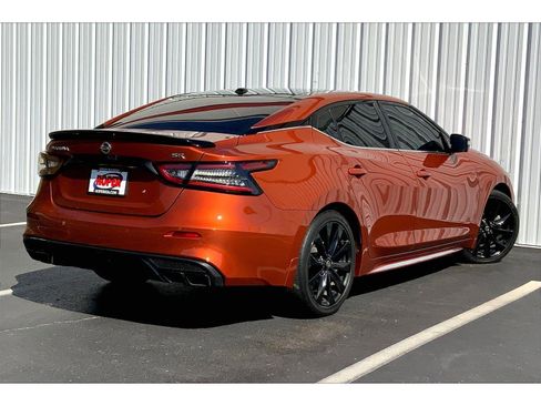 Used 2021 Nissan Maxima SR w/ Sport Mat Group image 11