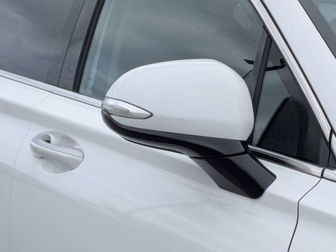 Used 2023 Hyundai Santa Fe SEL Convenience image 8