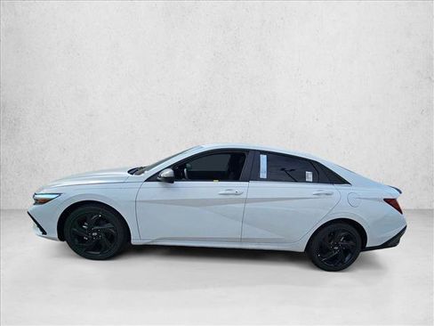 New 2026 Hyundai Elantra SEL Sport w/ Cargo Package FWD image 5