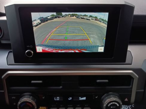 Used 2025 Toyota 4Runner TRD Off-Road AWD/4WD image 9