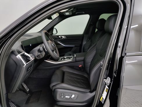 Used 2026 BMW X5 xDrive50e w/ M Sport Package AWD/4WD image 12