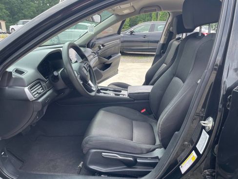 Used 2018 Honda Accord LX image 21
