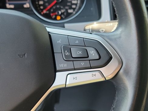 Used 2020 Volkswagen Atlas Cross Sport SE image 26