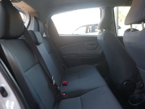 Used 2016 Toyota Yaris SE image 31