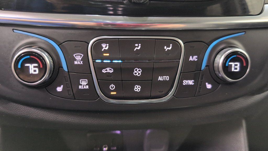 Used 2019 Chevrolet Traverse LT w/ LPO, Black Accent Package AWD/4WD image 14