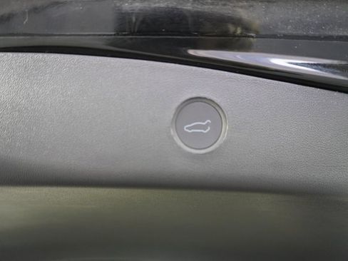 Used 2023 Tesla Model 3 Long Range image 31