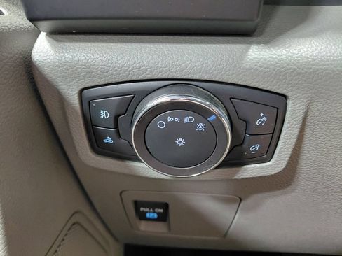 Certified 2018 Ford F150 XL w/ Equipment Group 101A Mid AWD/4WD image 34