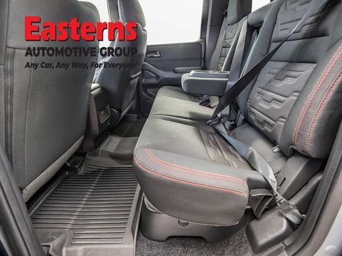 Used 2024 Nissan Frontier PRO-4X w/ Technology Package image 21