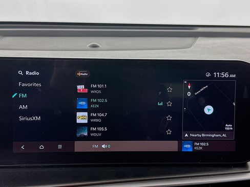 Used 2024 Kia Sorento S image 21