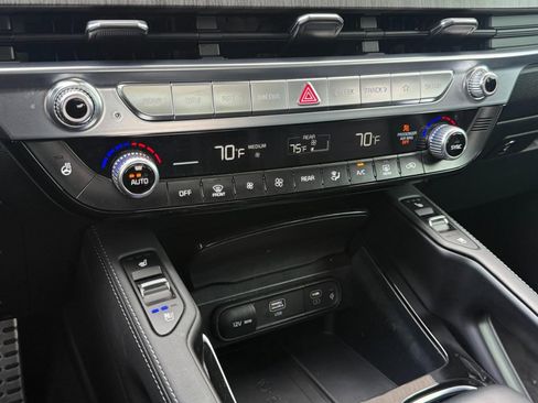 Used 2024 Kia Telluride SX Prestige AWD/4WD image 45