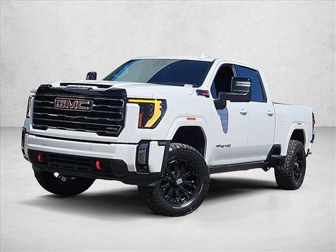 Used 2024 GMC Sierra 2500 AT4 w/ AT4 Premium Plus Package AWD/4WD image 3
